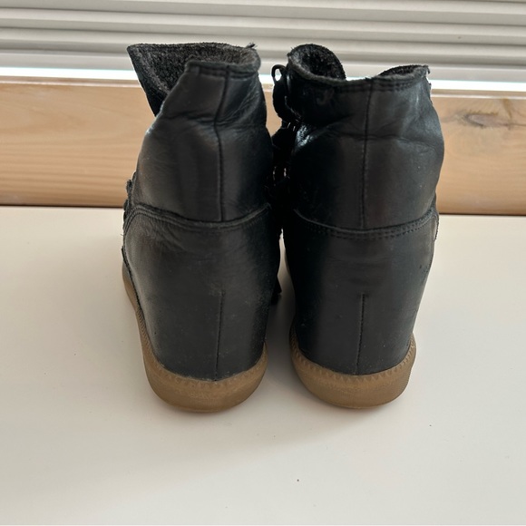 Booties - Picture 4 of 7